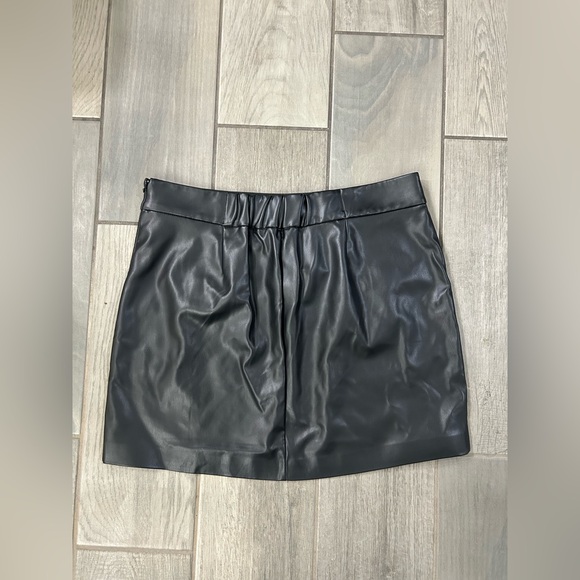The Drop Women's Aiden Vegan Leather Mini Skirt, Black, XL - Picture 9 of 10